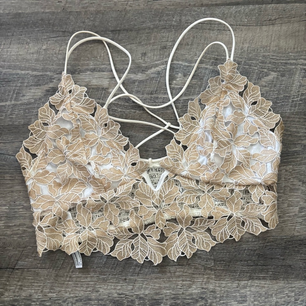 Free People Cream Lace Bralette NWOT